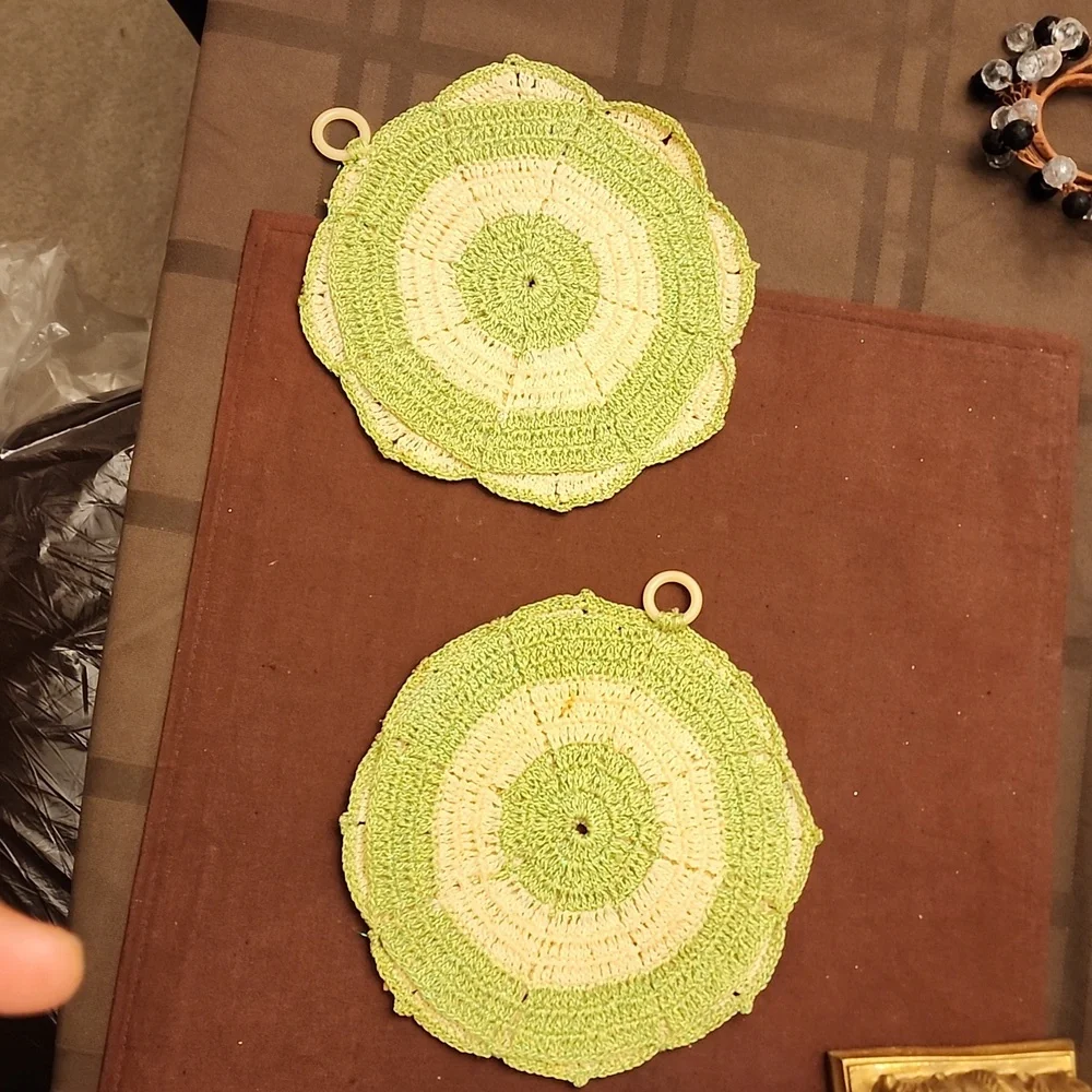 Vintage handmade crochet pot holders 2 pieces